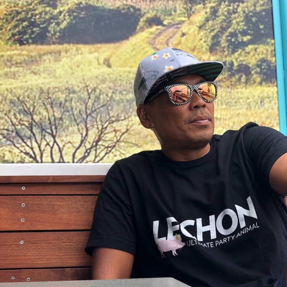 Meet your Posher, Paolo - Picture 1 of 4